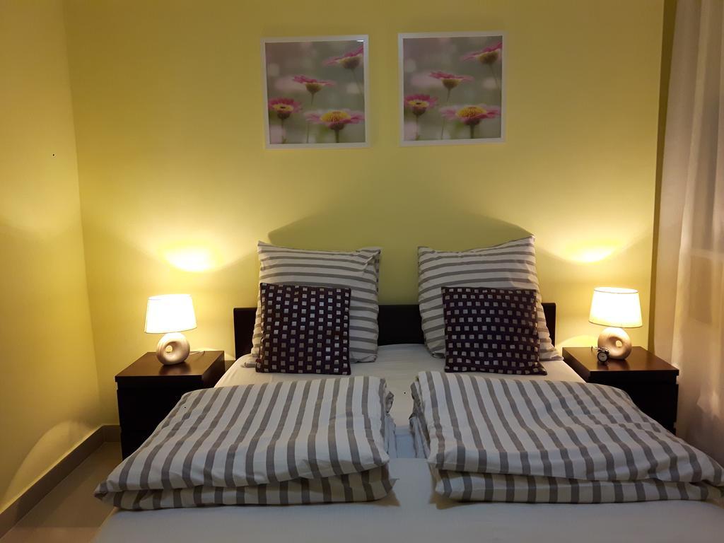 Slowicza Hotel วอร์ซอ ภายนอก รูปภาพ